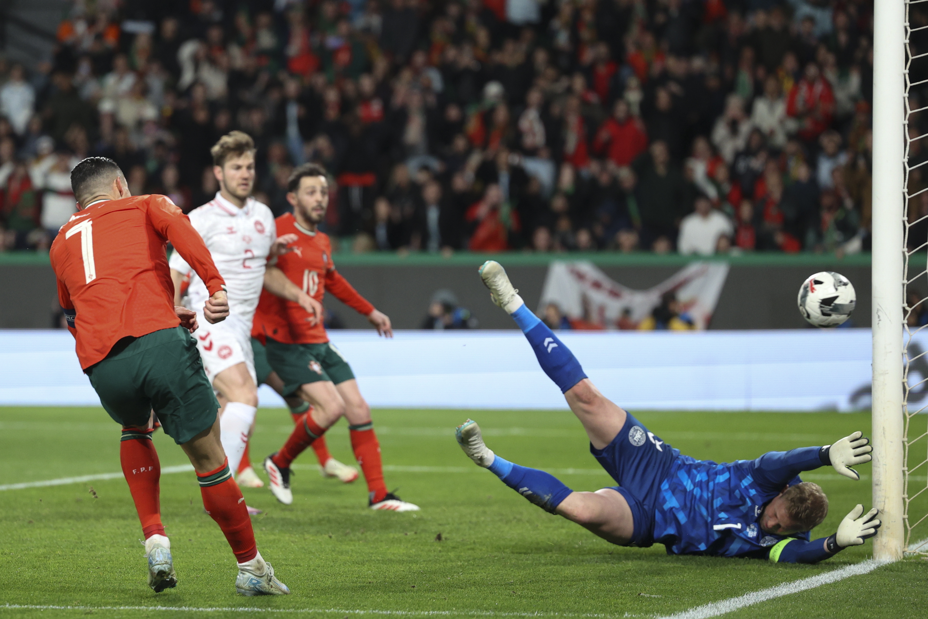 葡萄牙篮球联赛一轮赛事落下帷幕,新赛季即将开始的简单介绍 葡萄牙篮球联赛一轮赛事落下帷幕,新赛季即将开始的简单介绍