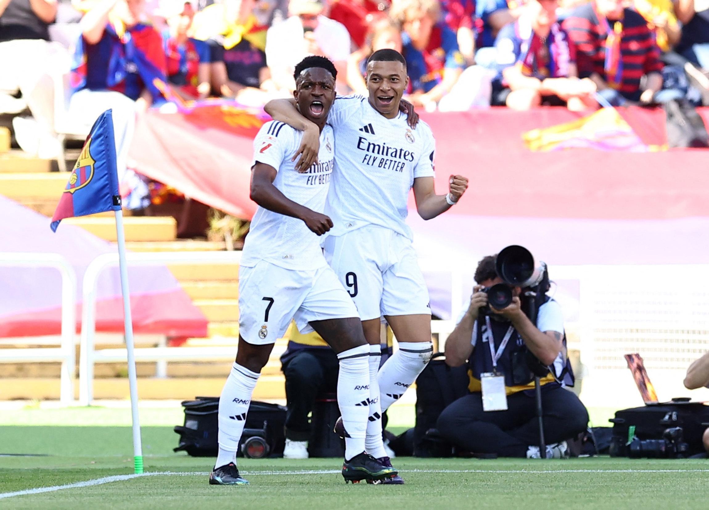 包含巴塞罗那后防体系受困,队员士气疲软的词条 包含巴塞罗那后防体系受困,队员士气疲软的词条