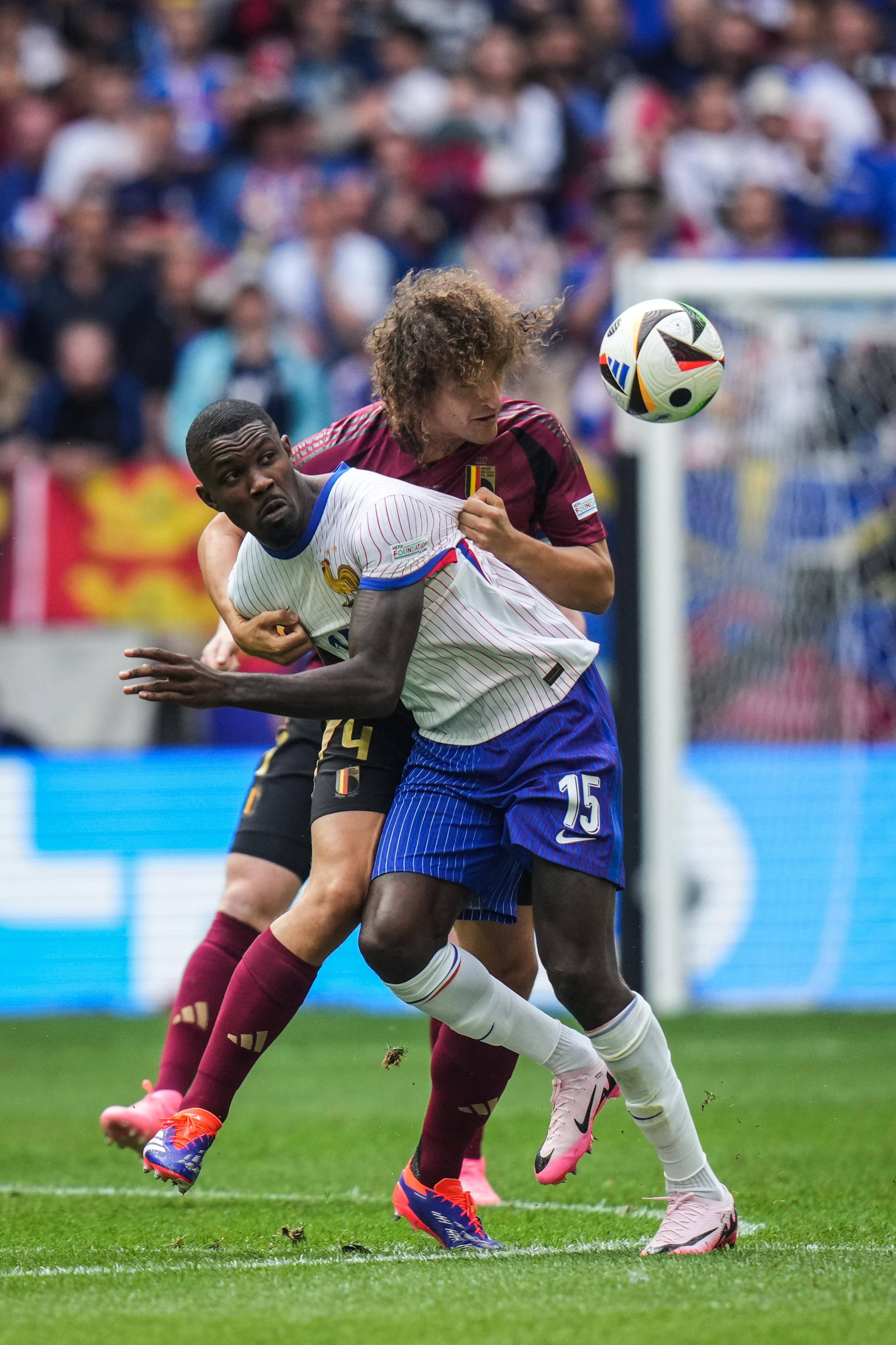 法国在欧洲预选赛小组赛阶段取得胜利