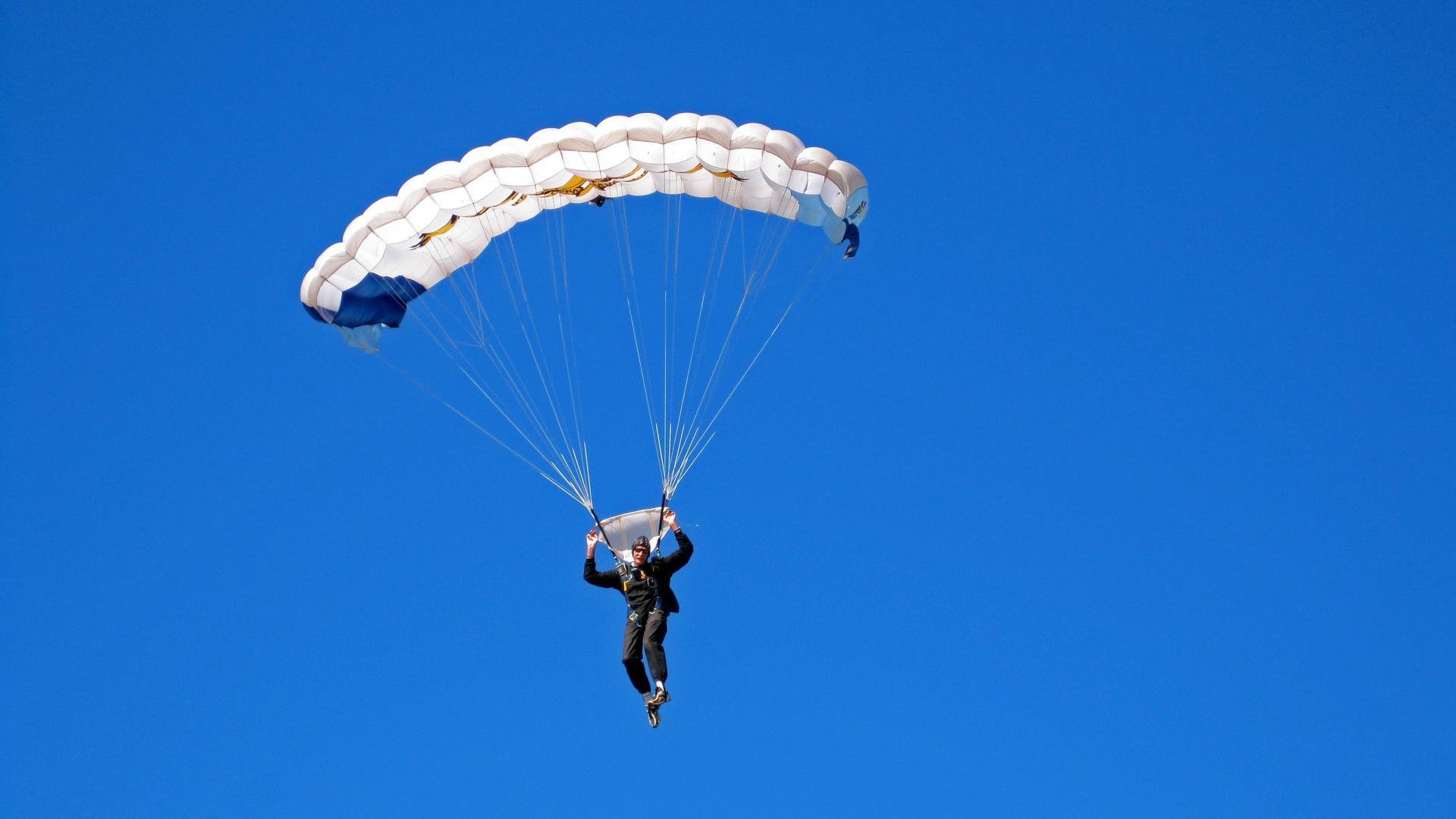 新王登基还是时代更迭？阿尔卡拉斯蒙特卡洛碾压表现令ATP总决赛黯然失色